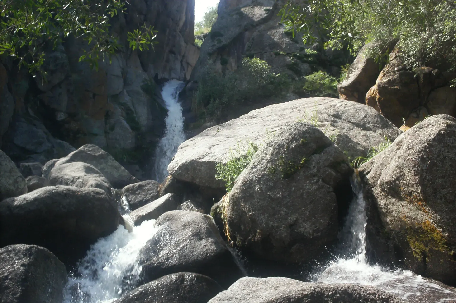 Salto de la Moneda, Potrero de los Funes